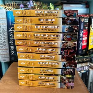 Harlequin | Book Bundle